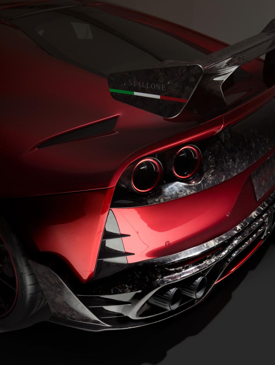 Детали экстерьера Ferrari 812 Superfast Stallone by Mansory 2018 года  (фото 5 из 12)